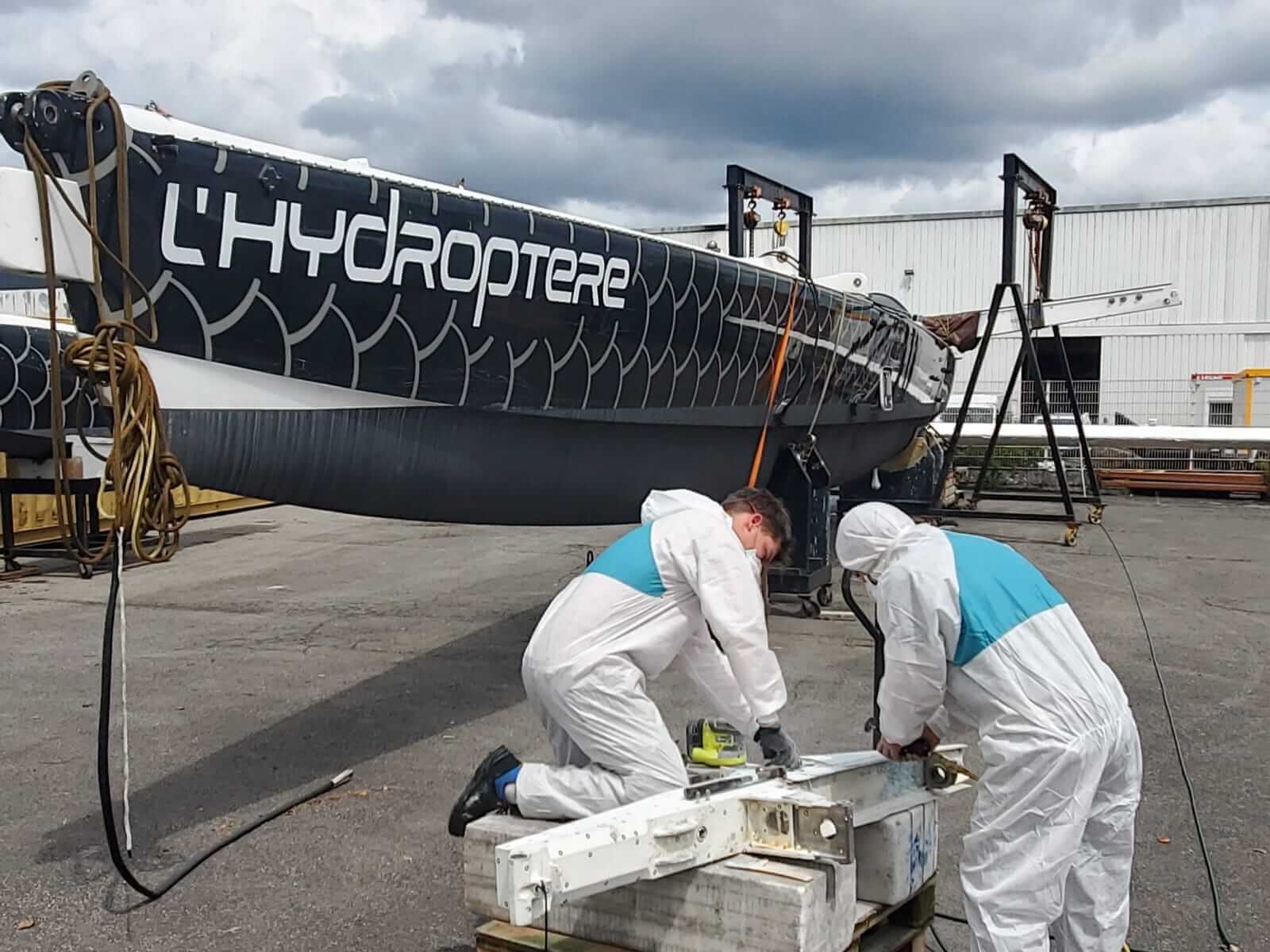 Chantier de L'Hydroptere à Nantes.jpeg