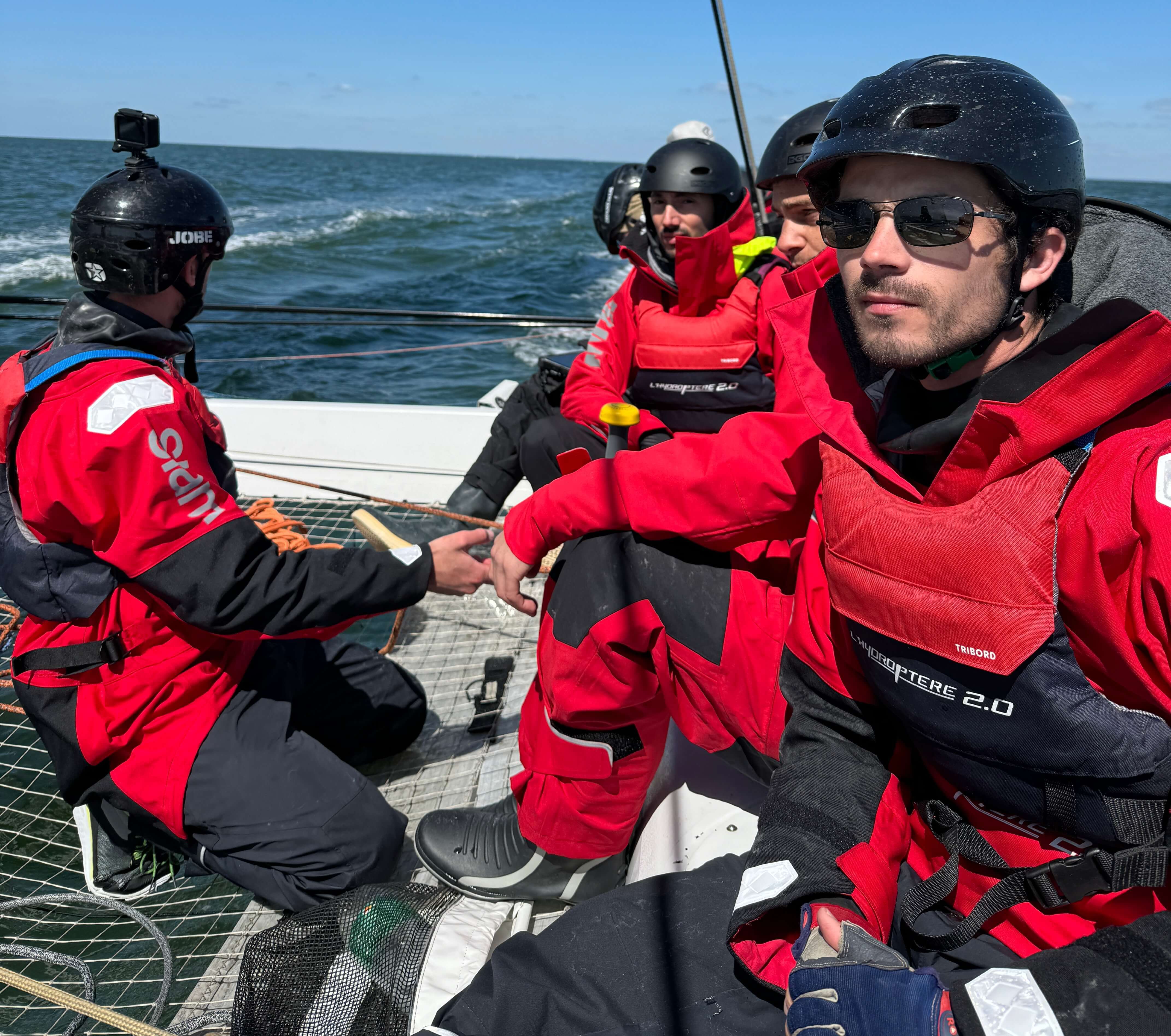 Equipage de L'HYDROPTERE 2.0 sur L'Hydroptere .CH